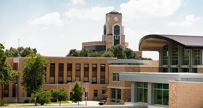 The Dean B. Ellis clock tower behind the Reng Student Union