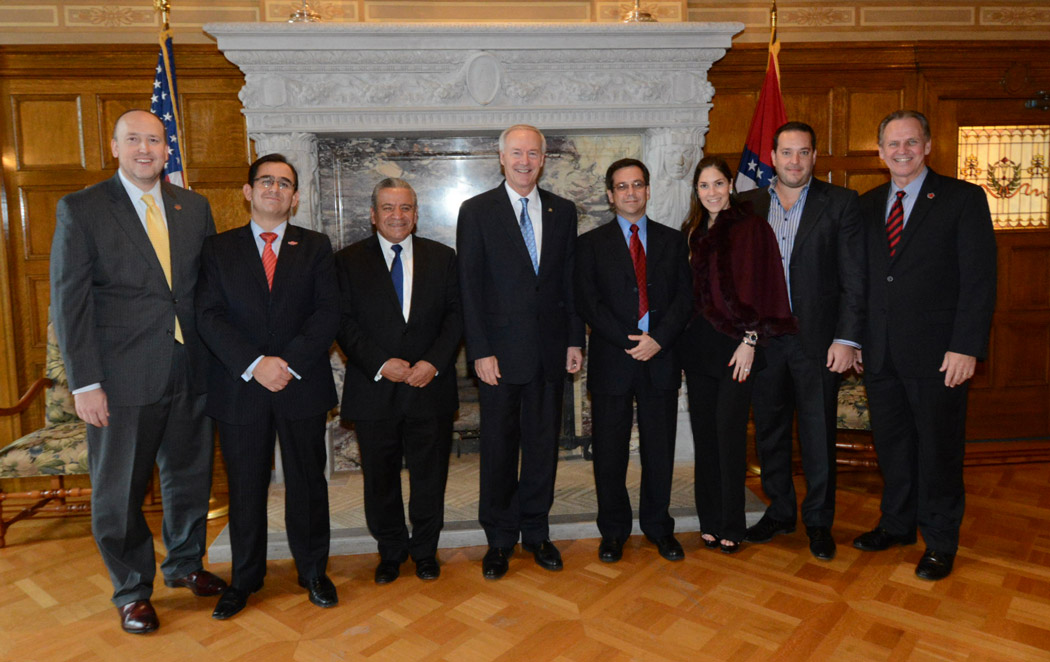 Pictured in the Governor’s Conference room at the Arkansas State Capitol in Little Rock are (from left) Chuck Welch, President of the Arkansas State University System; Edmundo Ortiz, general director of ASUCQ; Alfredo Botello, Secretary of Education for the State of Queretaro; Arkansas Gov. Asa Hutchinson; Eduardo Presa, Director of Government Innovation and Global Affairs for Queretaro; Belinda Salazar, executive for Servicios Independientes de Consultoria; Ricardo Gonzalez, Chairman of ASUCQ and CEO of Servicios Independientes de Consultoria; and Tim Hudson, Chancellor of Arkansas State University.