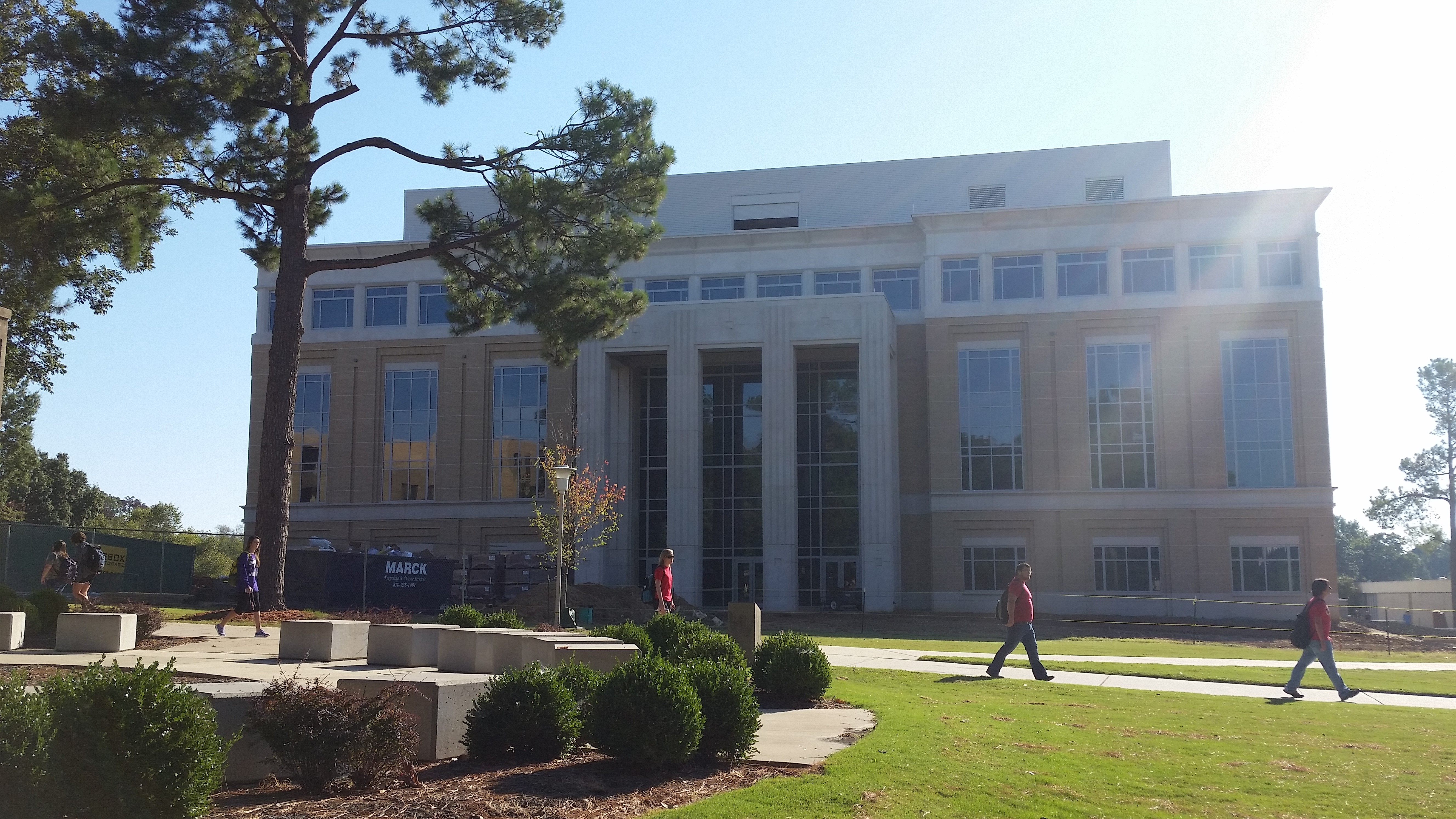 New Humanities Building.jpg New Humanities Building