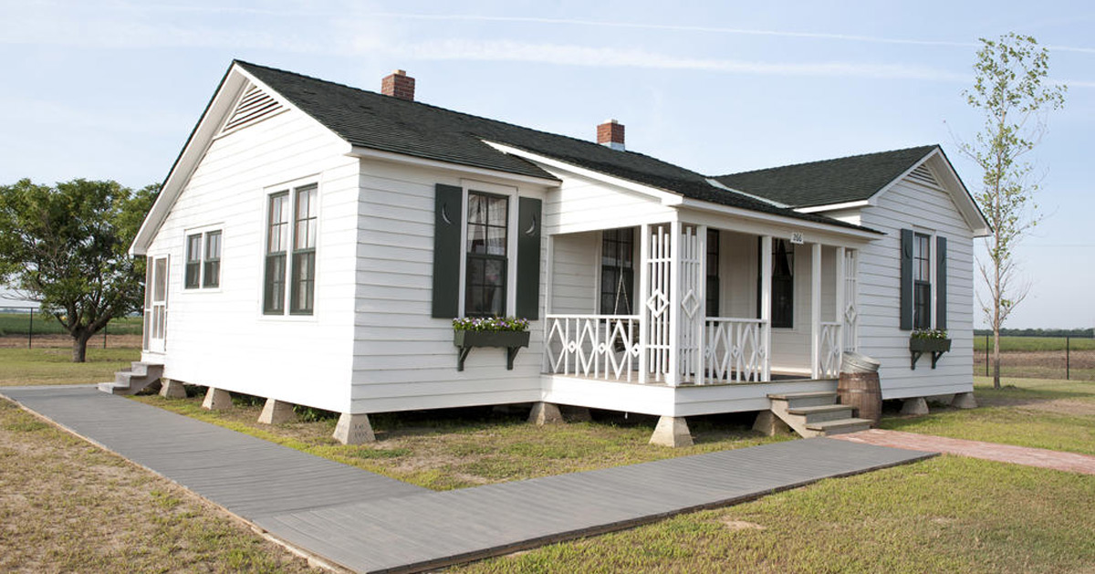 Johnny Cash Boyhood Home