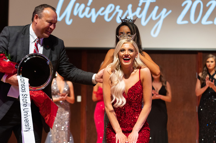 Miss-astate-2021-750.jpg