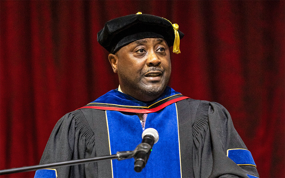 Calvin White speaks at Commencement