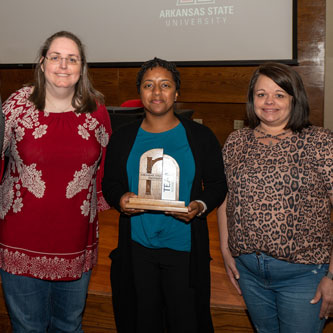 Ellis Library Group Wins Team Achievement
