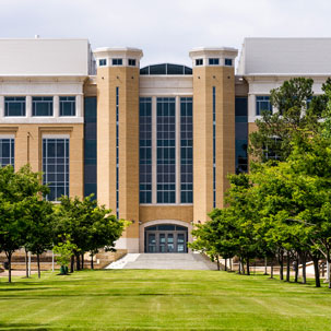 Speaker to Address Digital Heritage Design