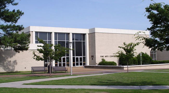 Holiday Art Sale is Wednesday at Fine Arts and Windgate