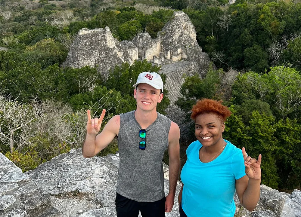 Study Abroad students in the Dominican Republic.