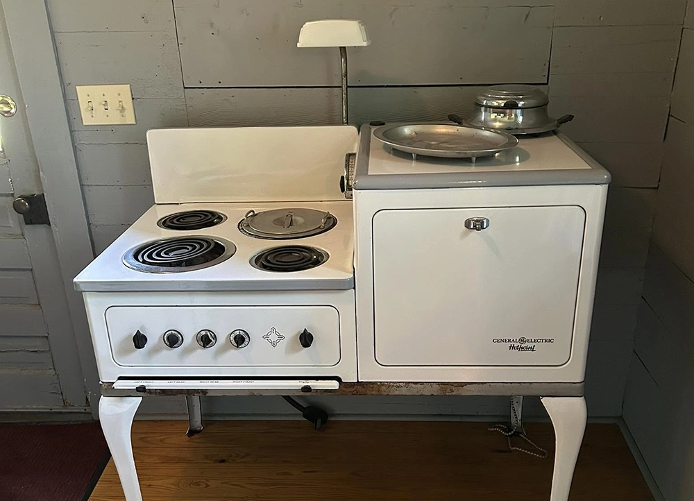 The stove in the Hemingway-Pfeiffer home.