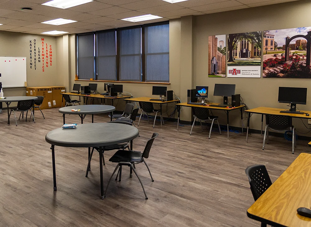 KOL Math Learning Commons sitting area.