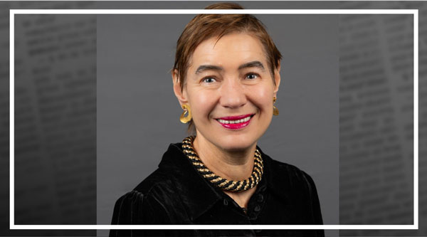 photo of woman in black outfit