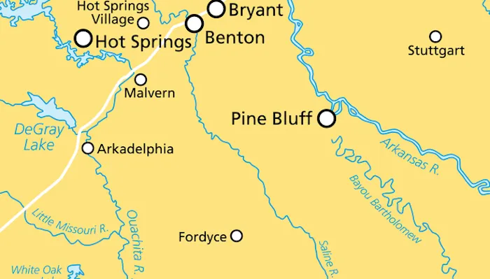 map that shows Pine Bluff