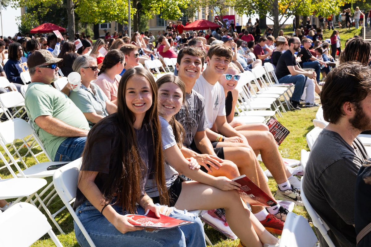 Stay ahead of the pack by receiving early college credit.