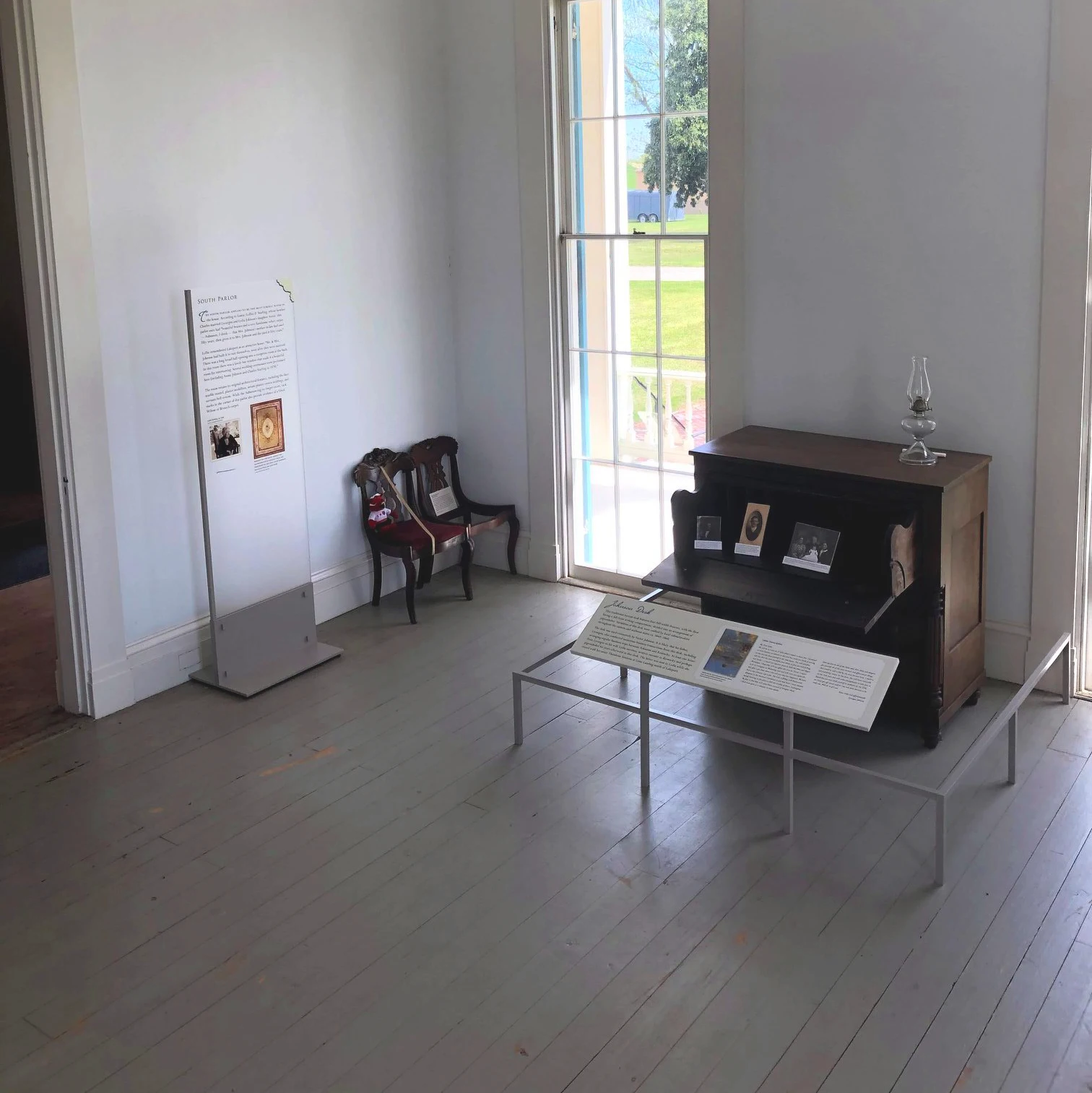 Plantation parlor and piano.