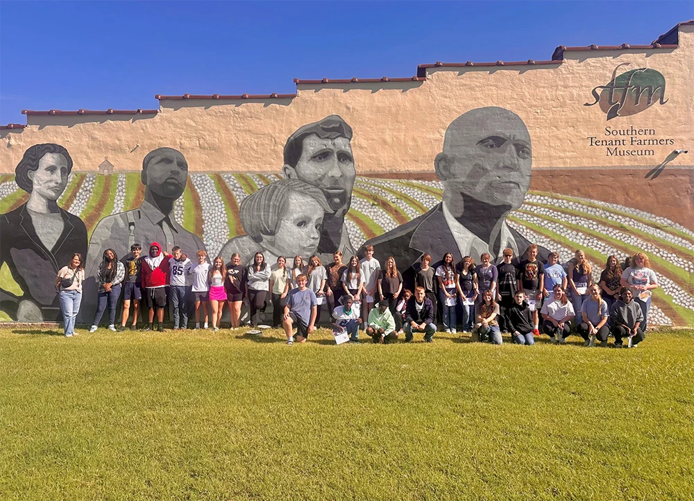 Field trip posing outside of the STFM.